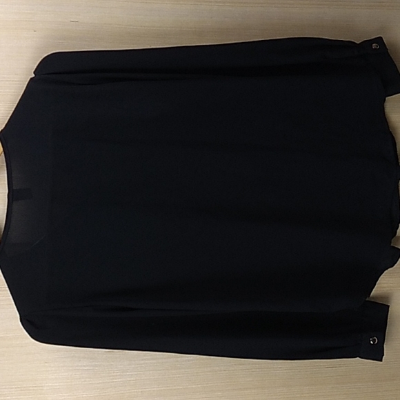 Face Face Women's Fashion size Medium zip up Blouse in black no fabric tag. - Picture 3 of 5